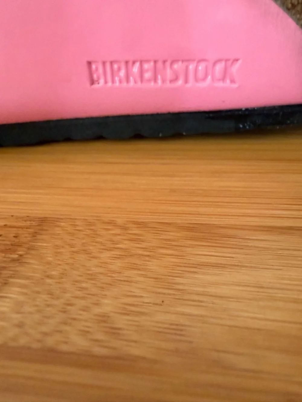 Birkenstock Arizona Two-Strap Sandal Light Pink Silver Buckles Sz 33 Kid’s 2-2.5